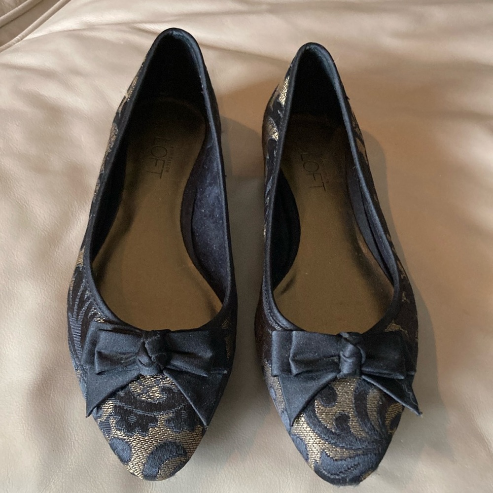 LOFT Black and Gold Bow Ballet Flats